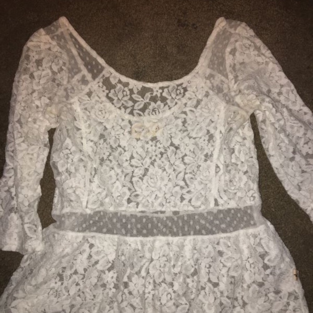 Hollister white shirt